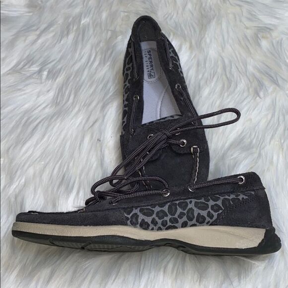 Women’s Sperrys size 5.5 - Picture 1 of 4